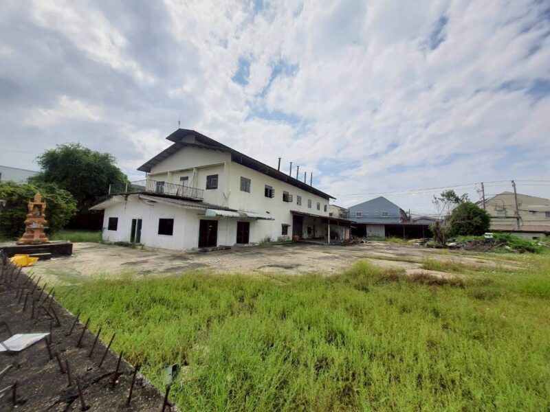 ขายถูกมากที่ดินหนองแขม 3 ไร่ 3 งาน 51 ตรว ติดถนนคอนกรีตสาธารณะ เลียบคลองภาษีเจริญฝั่งเหนือ 10 กทม.