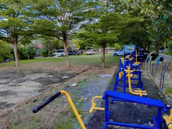 ขายที่ดินเปล่าเคหะคลอง 8 ติดสนาม ลานออกกำลังกาย ถมแล้ว น้ำ-ไฟฟ้าหน้าแปลง โทร 095-1653654