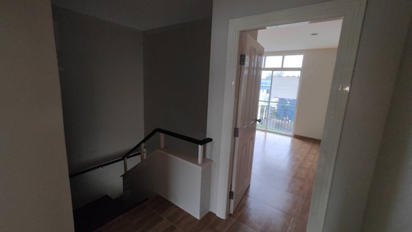 ให้เช่าทาวน์โฮม คลอง4 ลำลูกกา ปทุมธานี 20 ตร.ว สภาพใหม่พร้อมเข้าอยู่ โทร 088-2523771