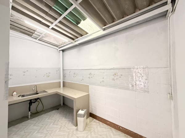 ให้เช่า ทาวเฮ้าส์ 3ชั้น 3ห้องนอน หมู่บ้าน สินทวีแกรนด์วิลเลจน์ รีโนเวท บ้านพร้อมอยู่ บ้านเปล่า โทร 0818218151