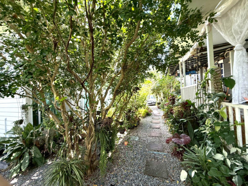 ขาย ที่ดิน พร้อมบ้านสวน HS082 วัดสุวรรณ บ่อทอง ชลบุรี. 2 ไร่ พร้อมอยู่ ทำสวน ขุดบ่อ เลี้ยงปลา เหมาะอยู่อาศัย บ้านพักหลังเกษียณ