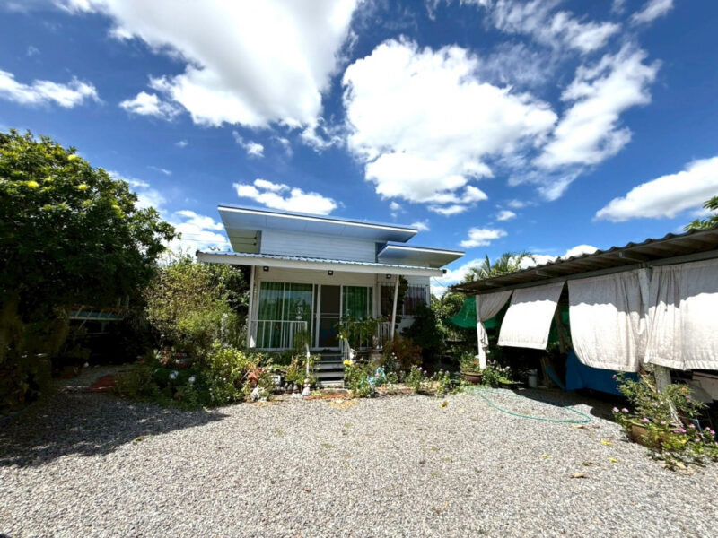 ขาย ที่ดิน พร้อมบ้านสวน HS082 วัดสุวรรณ บ่อทอง ชลบุรี. 2 ไร่ พร้อมอยู่ ทำสวน ขุดบ่อ เลี้ยงปลา เหมาะอยู่อาศัย บ้านพักหลังเกษียณ