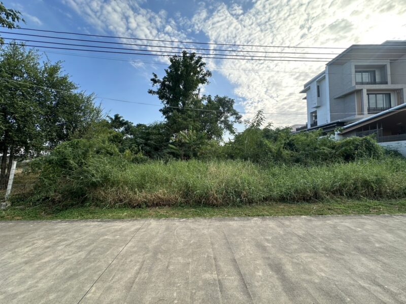 ขายที่ดินหมู่บ้านเอื้อสุข พัฒนาการ 58 แขวง เขต สวนหลวง