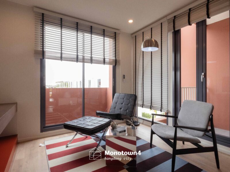 บ้านโซนหางดงเชียงใหม่ โครงการ Monotown 4 ทาวน์โฮม 3 ชั้น ที่จอดรถ 2 คัน