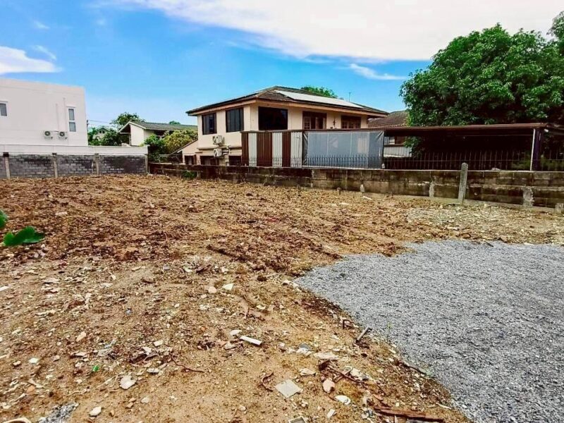 ขายที่ดินบางแวก 119 ตรว ติดถนนคอนกรีตสาธารณะ ถมแล้ว ซ.บางแวก 136 เขตภาษีเจริญ กทม.