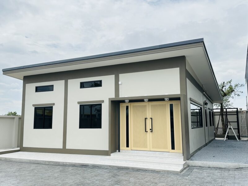 โครงการมังกรทองแฟคทอรี่ อยู่ติดถนนใหญ่ เส้น340 เหมาะสำหรับขยายธุรกิจ ทำออฟฟิศ โกดกัง โรงงาน ราคาเริ่มต้น 2.9 ล้านบาท