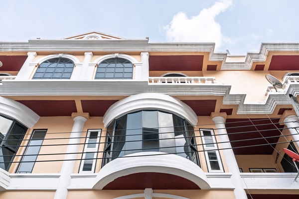 Tropical House - ปล่อยเช่าบ้านใจกลางทองหล่อ ซอย 25 ทาวน์โฮมหรู 5 ชั้น ทำเลเยี่ยม พร้อมดาดฟ้าส่วนตัว โทร 092-6397963