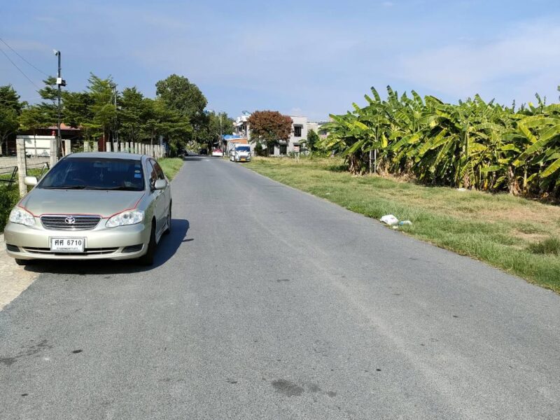 ให้เช่าที่ดินเปล่าถมแล้วในถนนนวลจันทร์ กรุงเทพมหานคร