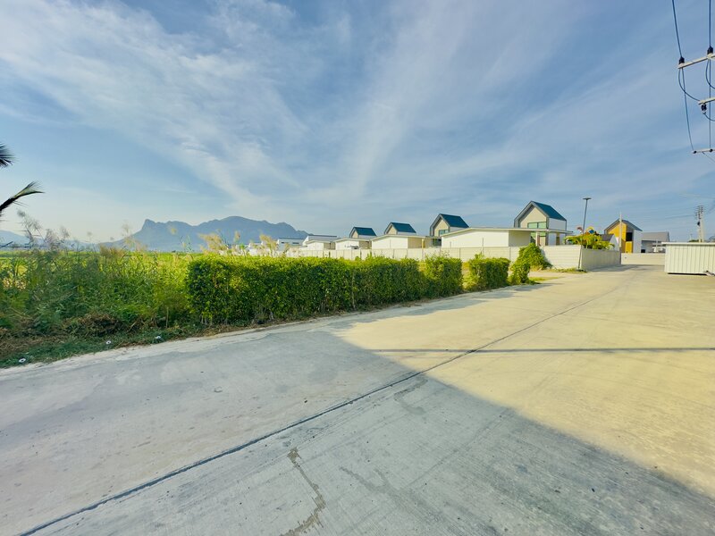 ที่ดินชะอำ วิวภูเขา ขายต่ำกว่าราคาประเมิน พื้นที่รวม 16-1-84 ไร่