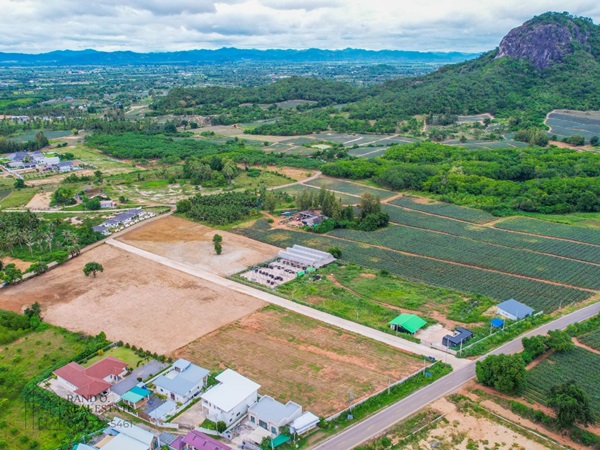 ขายที่ดิน วิวเขา ปราณบุรี ประจวบ ฟรีโอน ฟรี ถมดินสูงกว่าถนน น้ำไฟพร้อมเข้าถึง โทร 081-523-5252