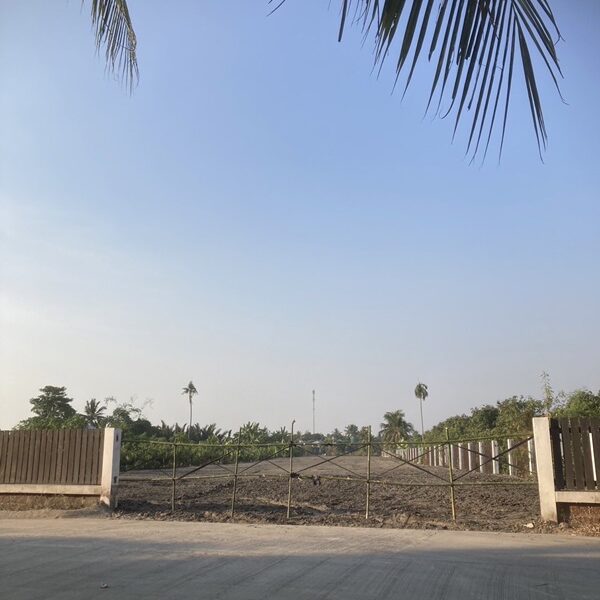 ขายที่ดิน (โฉนด) ติดแม่น้ำท่าจีน 1 ไร่ 2 งาน 60 ตร.ว. กระทุ่มแบน จ.สมุทรสาคร โทร 0925506068