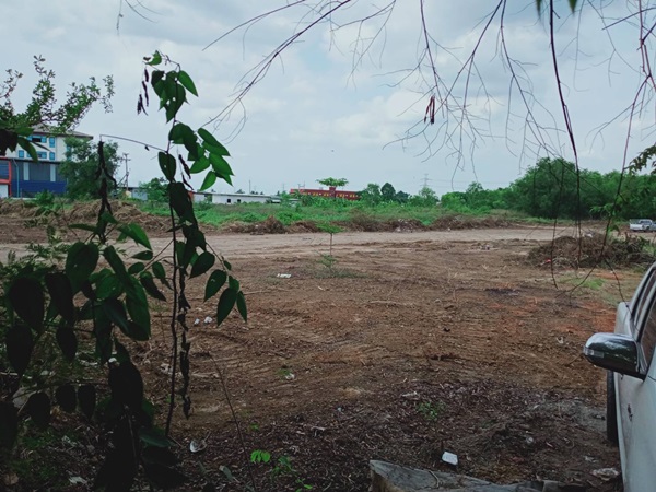 ขายที่ดินแปลงใหญ่ 16ไร่ 2งาน 77ตร.วา - ลาดหลุมแก้ว ปทุมธานี โทร 090-8982918 ราคาต่ำกว่าตลาด