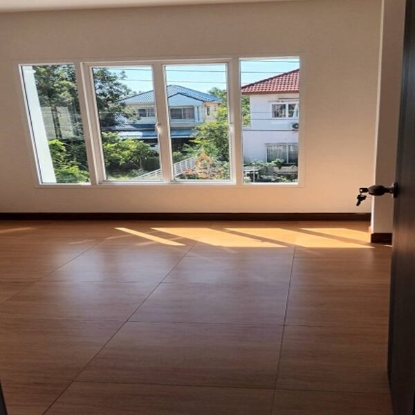 ขายด่วน! บ้านแฝด 2 ชั้น 3 ห้องนอน 2 ห้องน้ำ เนื้อที่ 35 ตรว. ใกล้ ม.มหิดล แม็คโคร และเซ็นทรัลศาลายา โทร. 084-0803830