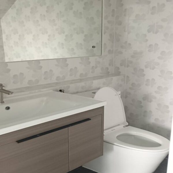 ขายด่วน! บ้านแฝด 2 ชั้น 3 ห้องนอน 2 ห้องน้ำ เนื้อที่ 35 ตรว. ใกล้ ม.มหิดล แม็คโคร และเซ็นทรัลศาลายา โทร. 084-0803830