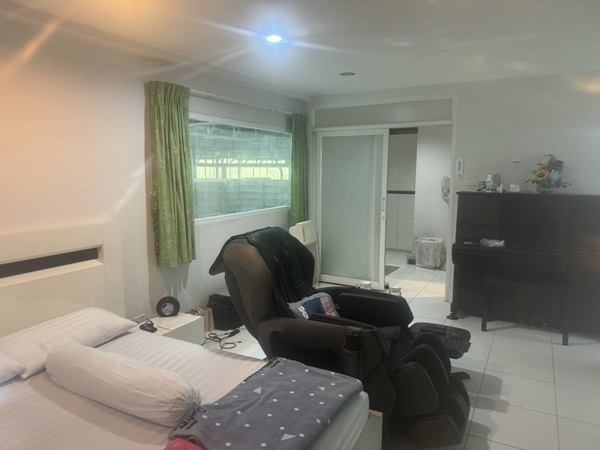 ขายด่วน ที่ดินติดถนนพระราม 3 ขนาด 139 ตรว. ใกล้เซ็นทรัลพระราม 3 เดินทางสะดวก โทร 0985978993 เจ้าของขายเองไม่ผ่านนายหน้า