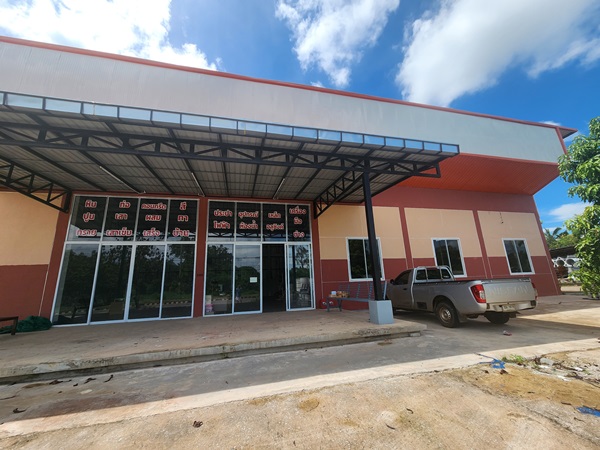 อาคารโกดังให้เช่า เมืองหนองคาย 800ตรม สูง 9เมตร ติดถนนใหญ่ พระธาตุบังพวน ทางไปหนองสองห้อง โทร 0993902641