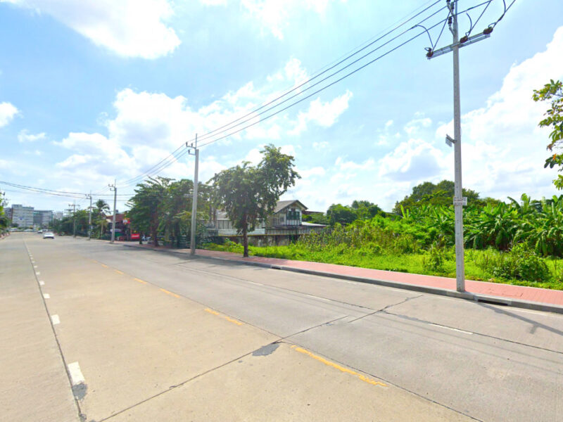 ขาย ที่ดิน ริมถนนคลองลำเจียก 4 ไร่ 2 งาน 3 ตรว เหมาะทำการค้า.