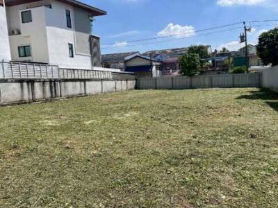 ขายที่ถมแล้วแปลงสวย มีรั้ว 3 ด้าน 135 ตร.ว. นาคนิวาส ซ.37 แยก 1-4 และ แยก 1-6