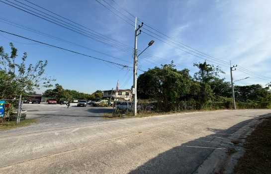 ขาย ที่ดิน ME395 EEC สีแดง ทำเลดี ถูกสุดในย่านนี้ ถูกกว่าราคาประเมิน เสม็ด เมือง ชลบุรี . 2 ไร่ 1 งาน 94 ตรว ใกล้หาดบางแสน เพียง 5 Km.