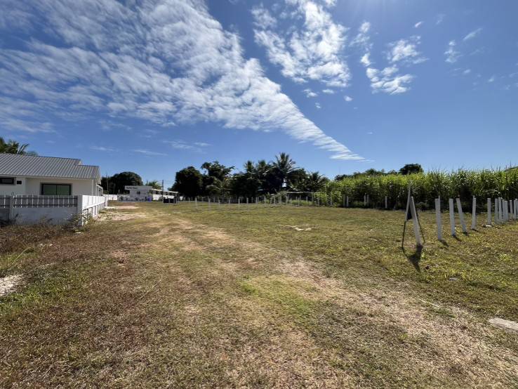 ขายที่ดินสวย ถมแล้ว ข้างราชภัฎสกลนคร