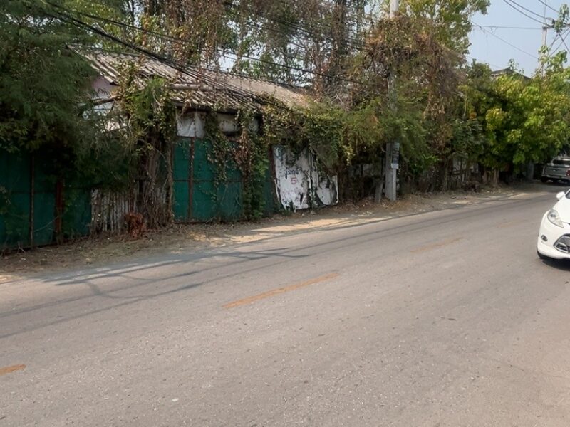 ที่ดินลำพูน อำเภอเมือง ติดถนนสันเหมืองเหนือ