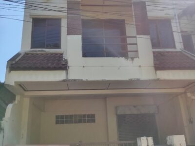 ขายด่วน! ทาวน์เฮ้าส์ เชียงใหม่ 3 ชั้น 3 ห้องนอน ทำเลดี ราคาพิเศษ เจ้าของขายเอง โทร 088-2852080