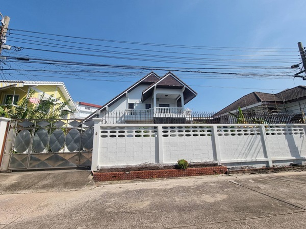 ขายบ้านเดี่ยว 2 ชั้น ปากน้ำ ตรงข้าม รพ.สมุทรปราการ ทำเลดี เดินทางสะดวก โทร 0813436920 เจ้าของขายเอง