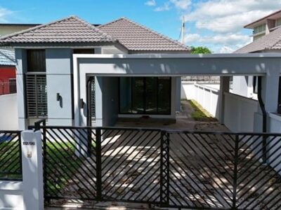 ขายบ้านเดี่ยวชั้นเดียว 50 ตร.วา ไร่กล้วย ศรีราชา พร้อมอยู่ ทำเลน่าอยู่ เหมาะทั้งอยู่อาศัยและลงทุน Tel 06-28926536