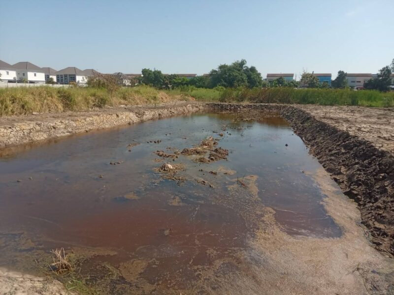 ขายที่ดินเปล่า 525 ตรว. ติดถนนคอนกรีต อยู่ในซอยเทศบาลบางปู 83 ตรงข้ามหมู่บ้านสิวารมย์ 1 และ 2