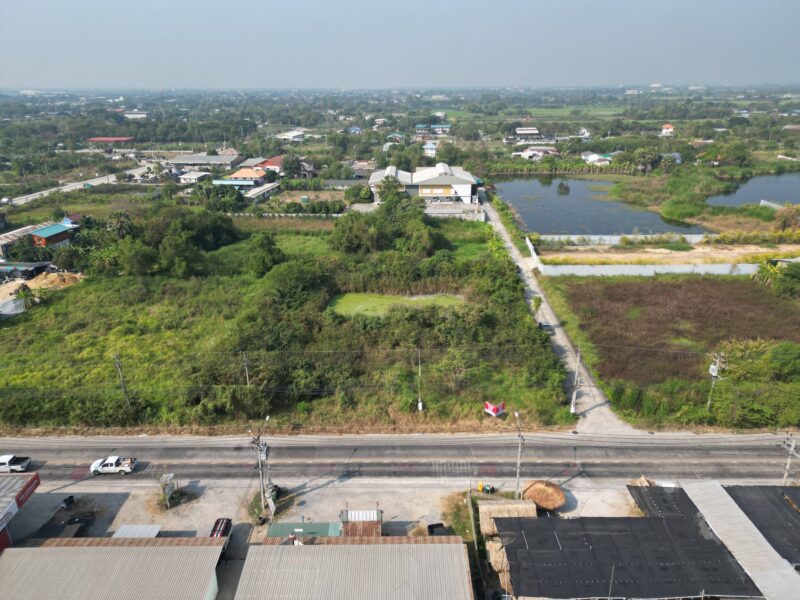 ที่ดินนนทบุรี ไทรน้อย 2 ไร่ ติดถนนใหญ่ สอบถามโทร 099-545-9556