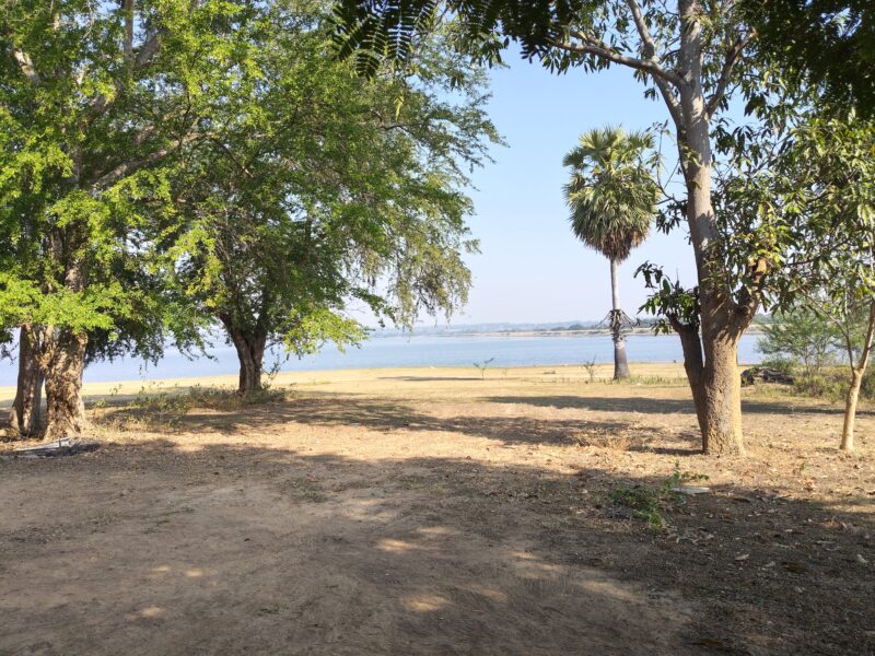 ขายที่ดินริมอ่างเก็บน้ำลำสำลาย วิวทะเลสาบ