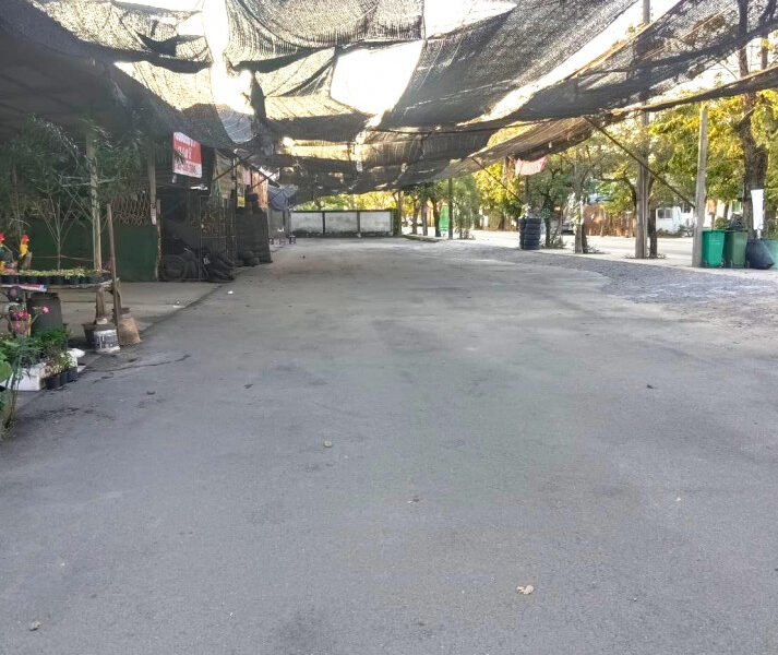 ขายที่ดินแปลงใหญ่ ติดถนนบางระมาด ใกล้ตลาดคลองลัดมะยม เหมาะพัฒนาโครงการที่อยู่อาศัยและเชิงพาณิชย์