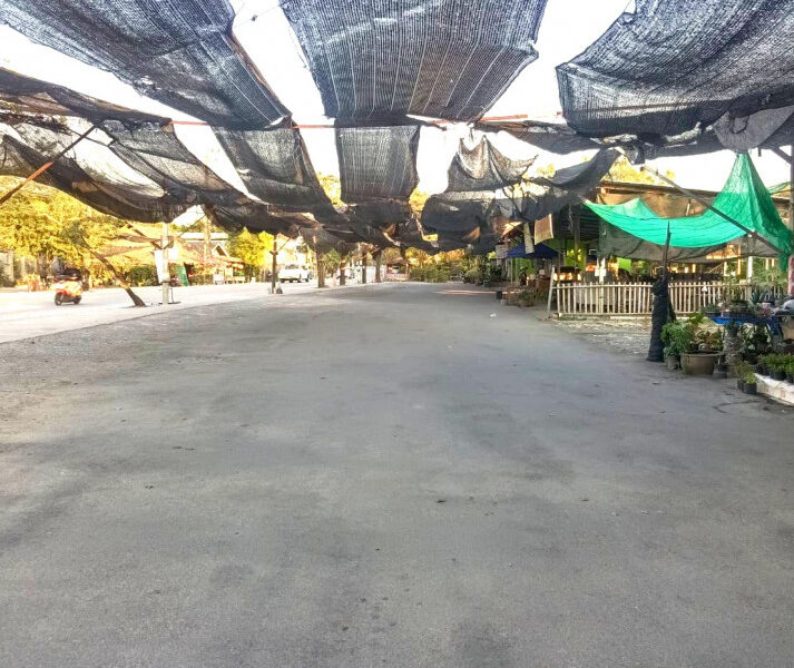 ขายที่ดินแปลงใหญ่ ติดถนนบางระมาด ใกล้ตลาดคลองลัดมะยม เหมาะพัฒนาโครงการที่อยู่อาศัยและเชิงพาณิชย์