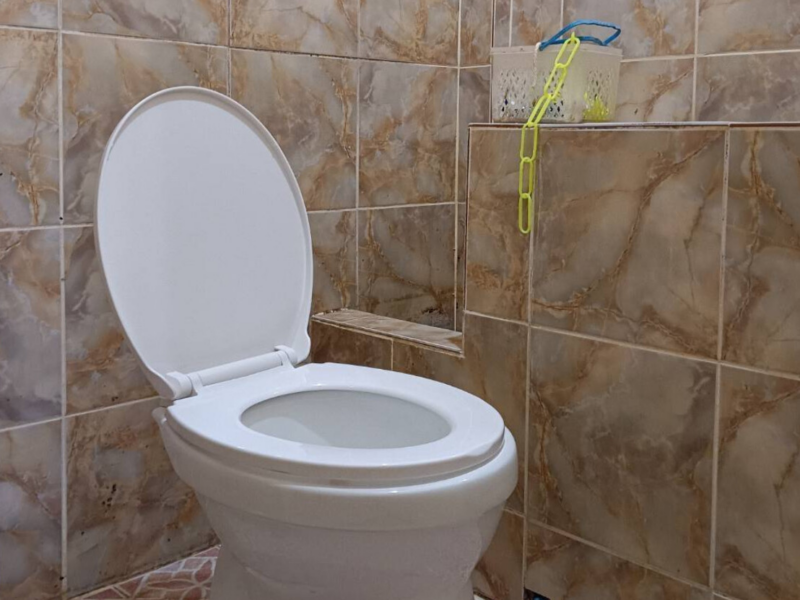 ขายที่ดินนครนายกพร้อมอาคารห้องเช่า 11 ห้อง ทำเลดี ติดถนนใหญ่