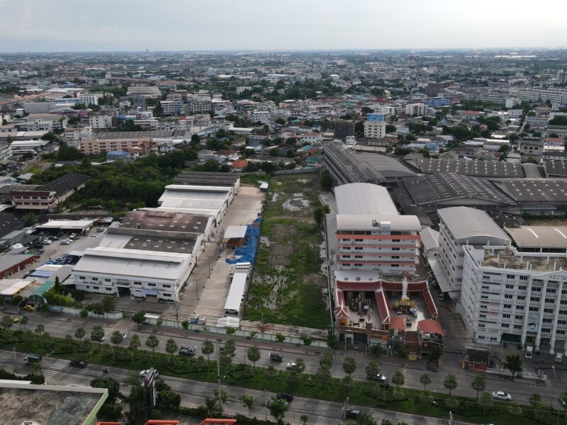 ขายที่ดินสีม่วงติดถนนบางขุนเทียนชายทะเล