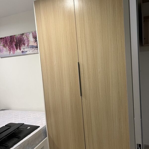 ขายคอนโดสวย พร้อมอยู่ โครงการ เดอะคิทท์ พลัส พหลโยธิน - คูคต ราคาดีมาก เฟอร์ครบ ทำเลดี ใกล้ดอนเมือง โทร 0811715953