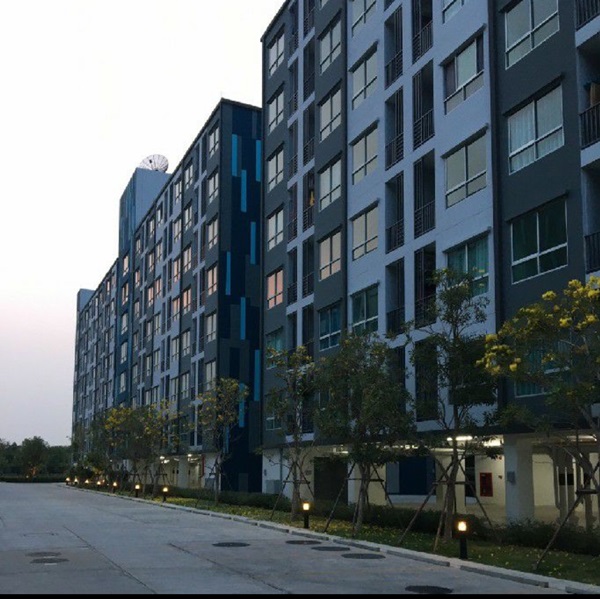 ขายคอนโดสวย พร้อมอยู่ โครงการ เดอะคิทท์ พลัส พหลโยธิน - คูคต ราคาดีมาก เฟอร์ครบ ทำเลดี ใกล้ดอนเมือง โทร 0811715953