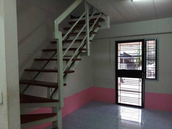 ให้เช่าบ้านโคราช ราคาถูก 2ชั้น โครงการ เอื้ออาทรโชคชัย อ.โชคชัย จ.นครราชสีมา พร้อมแอร์ ใกล้มหาวิทยาลัยรามคำแหง โทร 086-6675297