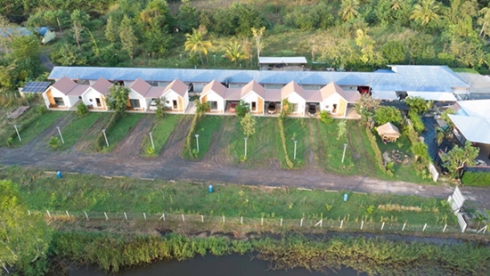 ขายธุรกิจรีสอร์ทและร้านอาหาร ขายโดยเจ้าของเองไม่มีนายหน้าพร้อมเทรนงานและหาลูกจ้างต่อให้