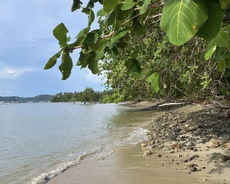 ขายที่ดินหน้ากว้างติดหาก 370 เมตร เกาะโหลน จังหวัดภูเก็ต