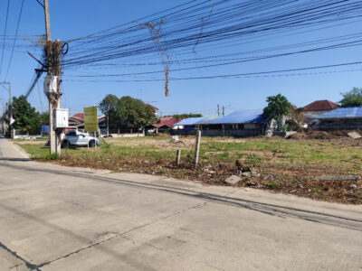 ขายที่ดินสวยหน้าหมู่บ้าน ทำเลเหมาะการจัดสรร ใกล้โรบินสันกาญจนบุรี