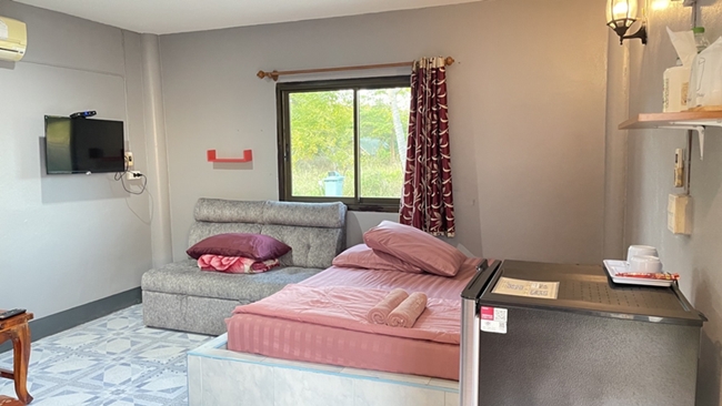 ขายธุรกิจรีสอร์ทและร้านอาหาร ขายโดยเจ้าของเองไม่มีนายหน้าพร้อมเทรนงานและหาลูกจ้างต่อให้