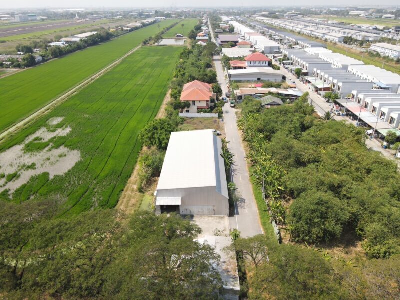 ขายที่ดินพร้อมโกดัง คลอง 7 ทำเลธุรกิจ ใกล้ ลำลูกกา จ.ปทุมธานี พร้อมใช้งาน ราคา 6.9 ล้าน