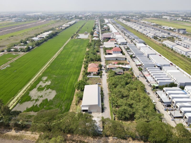 ขายที่ดินพร้อมโกดัง คลอง 7 ทำเลธุรกิจ ใกล้ ลำลูกกา จ.ปทุมธานี พร้อมใช้งาน ราคา 6.9 ล้าน