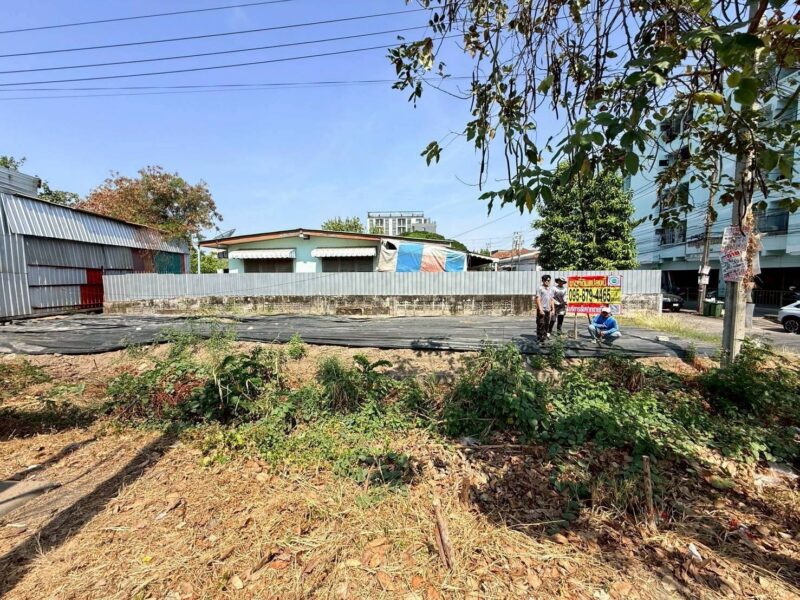 ขายที่ดินถนนรัชดา-รามอินทรา 46.8 ตรว ถมแล้ว ซ.นวมินทร์74 แยก 1-9 เขตบางกะปิ กรุงเทพฯ
