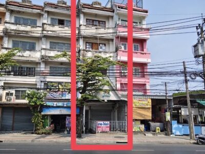 ขายอาคารพาณิชย์ ปากซอยประชาอุทิศ 127 ใกล้บิ๊กซี ติดถนนใหญ่ ทำเลศักยภาพสูง โทร 063-365-9464