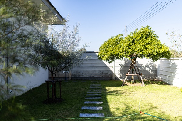 เจ้าของขายเอง บ้านเดี่ยวใหม่ พนัสนิคม หนองเหียง ใกล้331 75.8ตร.ว. 2.39ล. ฟรีโอน โทร 099-4464142