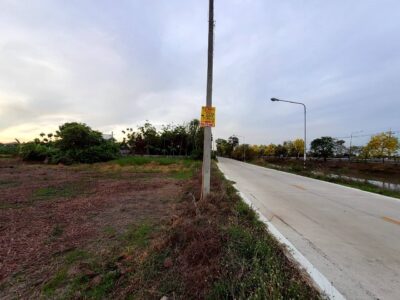 ขายด่วนที่ดินติดถนนเลียบคลองห้า 368 ตรว ติดถนนคอนกรีตสาธารณะ อ.คลองหลวง จ.ปทุมธานี