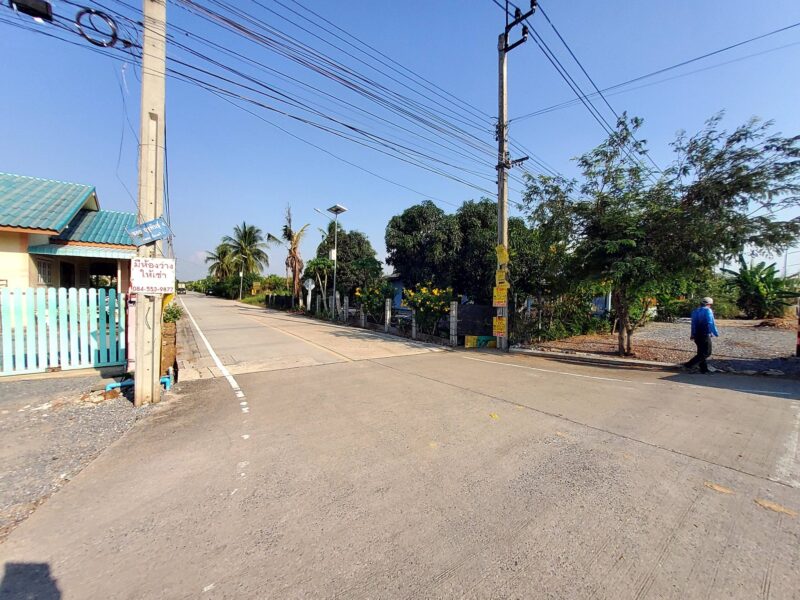 ขายด่วนที่ดินถนนฤชุพันธุ์ 568 ตรว ติดถนนคอนกรีตสาธารณะ ซ.ฤชุพันธุ์ 4 อ.ไทรน้อย จ.นนทบุรี