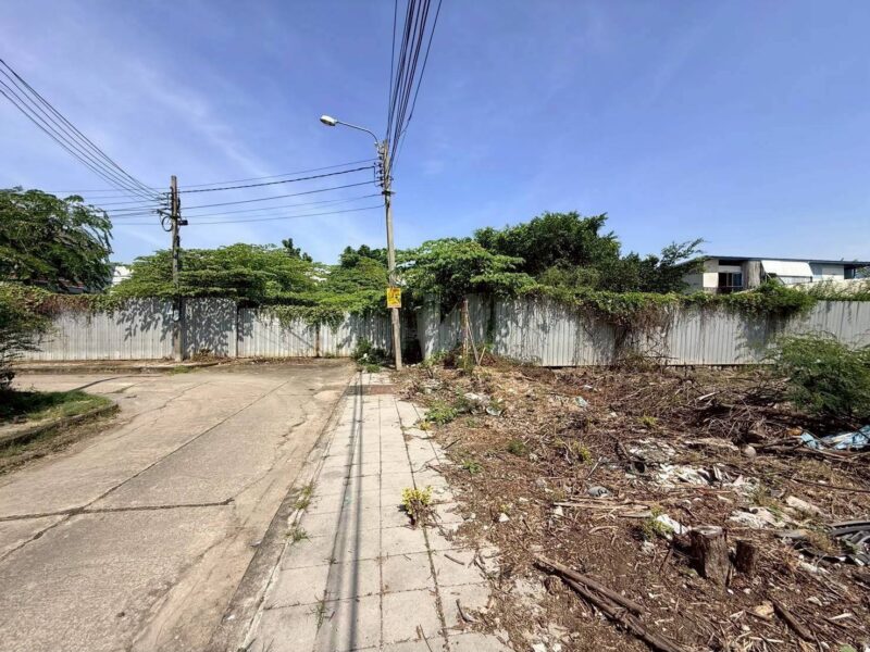 ขายด่วนเกือบประเมิน ที่ดิน 62 ตรว ซอย ม.ชัชฎาวิลล่า1 สาย3 ภาษีเจริญ กทม.